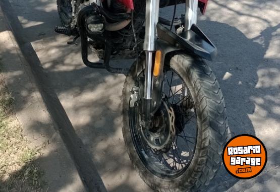 Motos - Motomel SKUA ADVENTURE 250 2022 Nafta 20483Km - En Venta