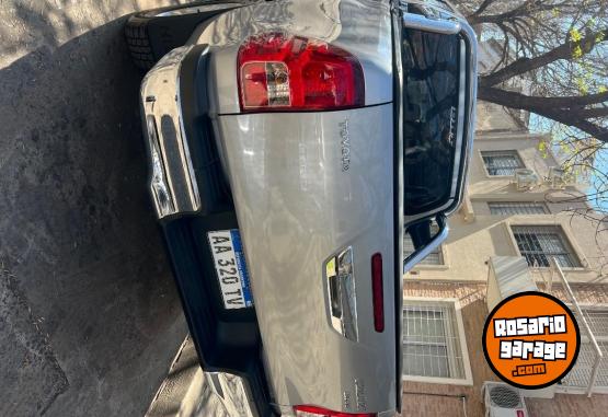 Camionetas - Toyota Hilux srv 2016 Diesel 61000Km - En Venta