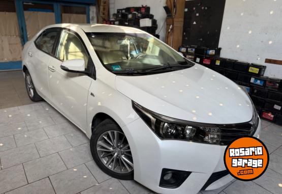 Autos - Toyota Corolla 2014 Nafta 140000Km - En Venta