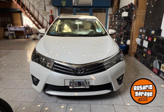 Autos - Toyota Corolla 2014 Nafta 140000Km - En Venta
