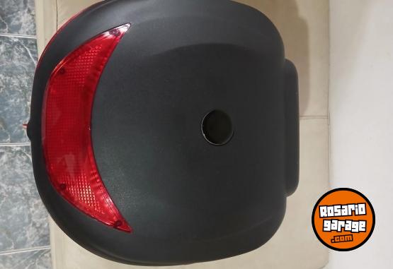 Accesorios para Motos - Baul Moto 1 casco - En Venta