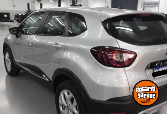 Autos - Renault CAPTUR ZEN 2.0 2019 Nafta 77000Km - En Venta
