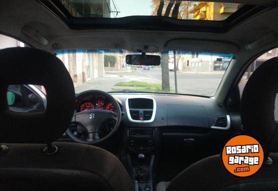 Autos - Peugeot 207 1.6 XT 2009 Nafta 180000Km - En Venta