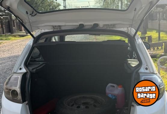Autos - Ford Ka Viral 1.6 2013 Nafta 150000Km - En Venta
