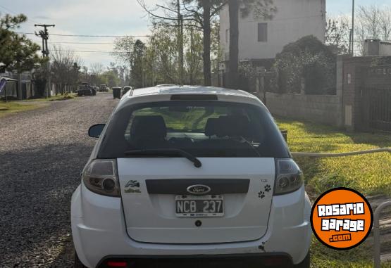 Autos - Ford Ka Viral 1.6 2013 Nafta 150000Km - En Venta