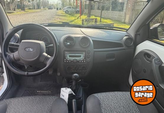 Autos - Ford Ka Viral 1.6 2013 Nafta 150000Km - En Venta