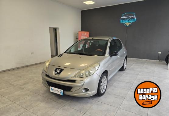 Autos - Peugeot 207 compact xs 2009 Nafta 218000Km - En Venta