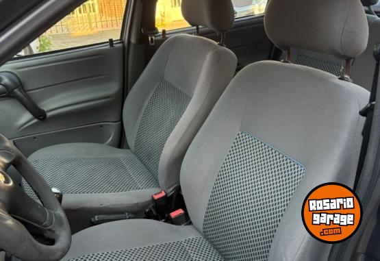 Autos - Chevrolet Classic full 2010 Nafta 200000Km - En Venta