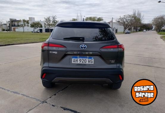 Autos - Toyota Corolla Cross Xei H�brida 2025 Electrico / Hibrido 13700Km - En Venta