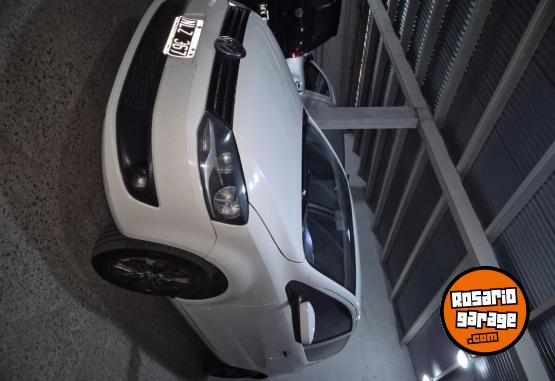 Autos - Volkswagen Fox 2014 Nafta 124350Km - En Venta