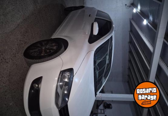 Autos - Volkswagen Fox 2014 Nafta 124350Km - En Venta