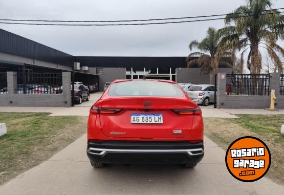 Autos - Fiat Fastback Turbo 270 AT 2024 Nafta 31900Km - En Venta