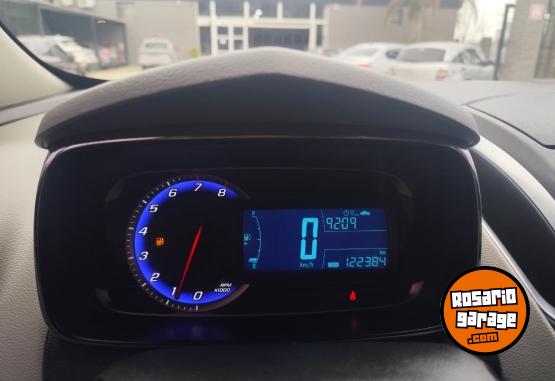 Autos - Chevrolet Tracker LTZ FWD 2013 Nafta 122300Km - En Venta