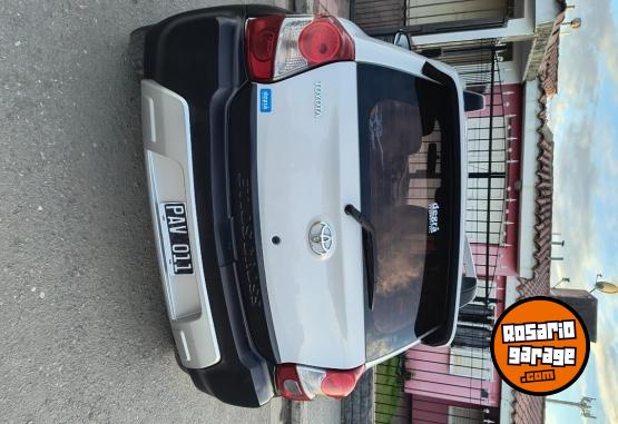 Autos - Toyota Etios Cross 2015 Nafta 139500Km - En Venta
