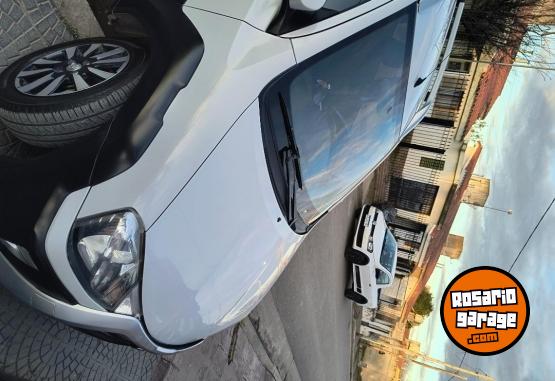 Autos - Toyota Etios Cross 2015 Nafta 139500Km - En Venta