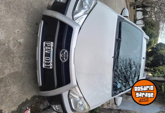 Autos - Toyota Etios Cross 2015 Nafta 139500Km - En Venta