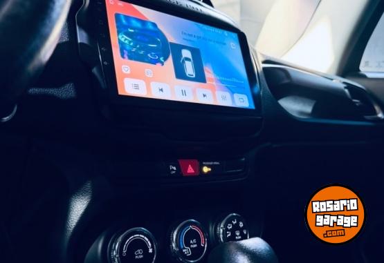 Autos - Soueast JEEP RENEGADE 2018 Nafta 105850Km - En Venta