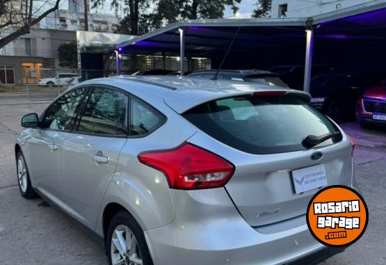 Autos - Ford Focus 1.6 S MT 2016 Nafta 132000Km - En Venta