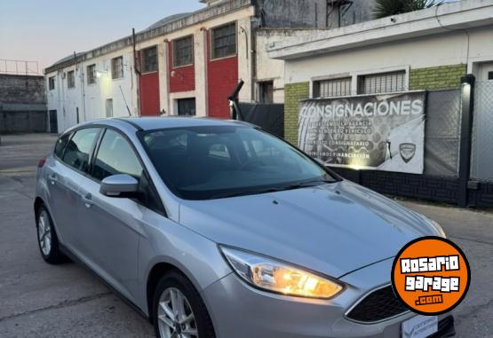 Autos - Ford Focus 1.6 S MT 2016 Nafta 132000Km - En Venta