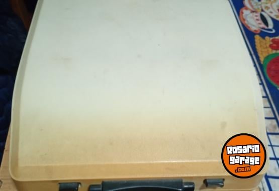 Hogar - Vendo m�quina de escribir. Escucho oferta - En Venta