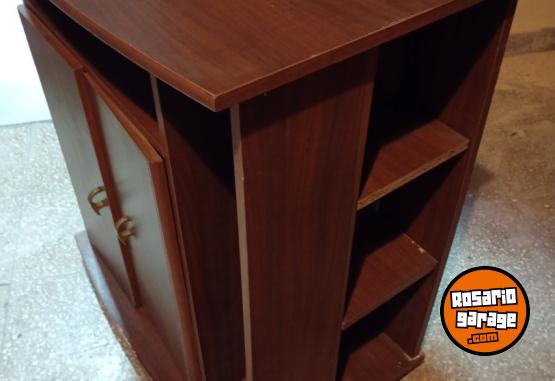 Hogar - Vendo mesita tv $25 mil - En Venta
