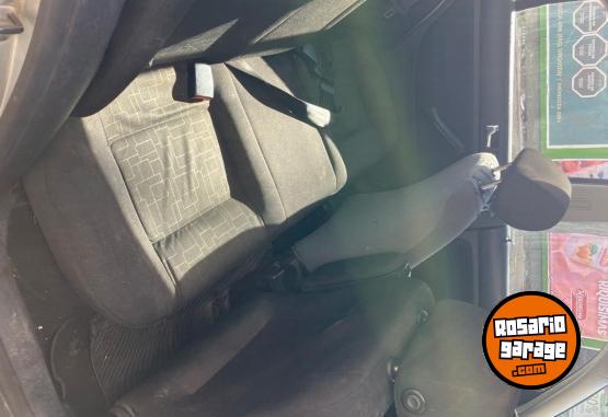 Autos - Volkswagen Bora 2011 Diesel 136000Km - En Venta