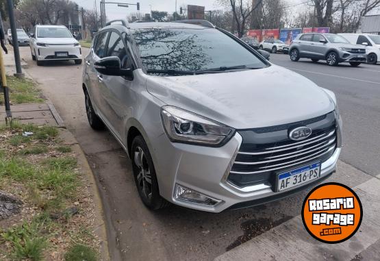 Autos - JAC JAC S2 INTELLIGENT 2022 Nafta 83000Km - En Venta