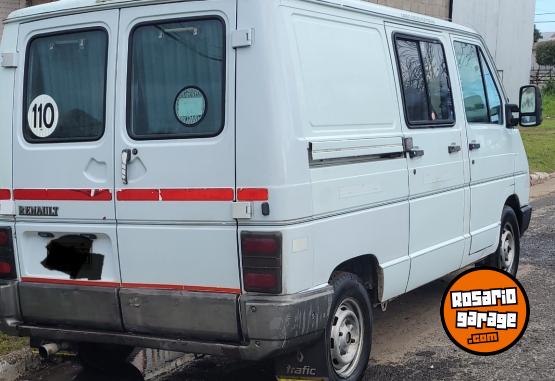 Utilitarios - Renault Trafic 1998 Diesel 11111Km - En Venta