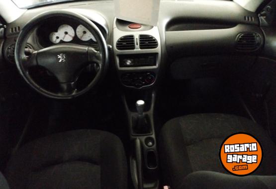 Autos - Peugeot 206 xr 1.4 nafta 2010 Nafta 170000Km - En Venta