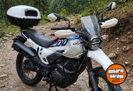 Motos - Hero X-Pulse 200 2023 Nafta 4544Km - En Venta