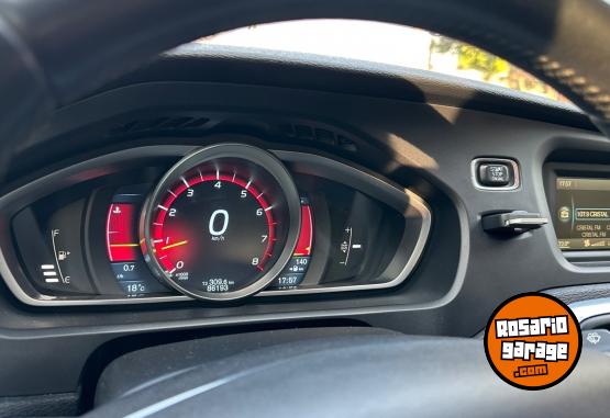 Autos - Volvo V40 T4 Luxury 2013 Nafta 85000Km - En Venta