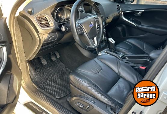 Autos - Volvo V40 T4 Luxury 2013 Nafta 85000Km - En Venta