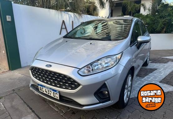 Autos - Ford Fiesta 2017 Nafta 130000Km - En Venta