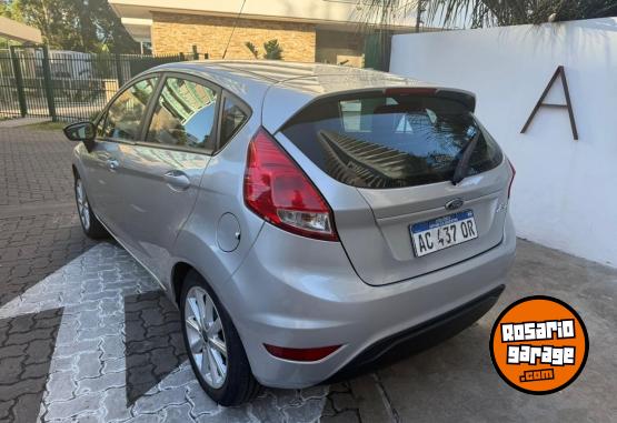 Autos - Ford Fiesta 2017 Nafta 130000Km - En Venta