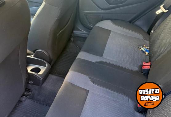 Autos - Ford Fiesta 2017 Nafta 130000Km - En Venta