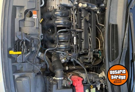 Autos - Ford Fiesta 2017 Nafta 130000Km - En Venta