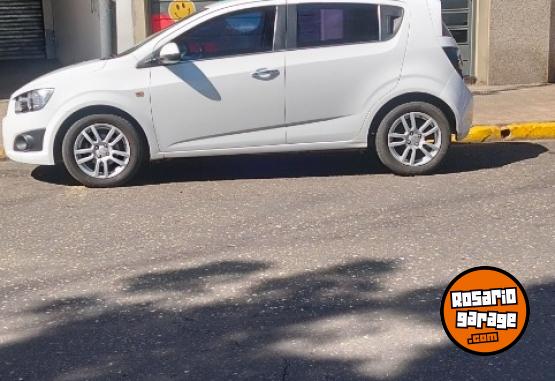 Autos - Chevrolet Sonic 2015 Nafta 106000Km - En Venta