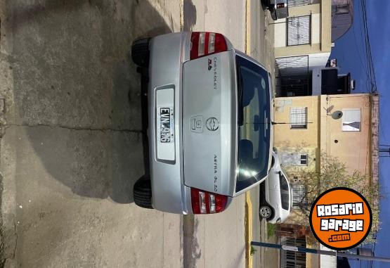 Autos - Chevrolet Astra 2.0 2004 GNC 206000Km - En Venta