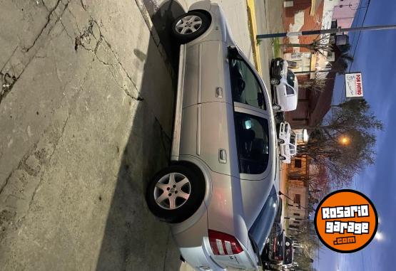 Autos - Chevrolet Astra 2.0 2004 GNC 206000Km - En Venta