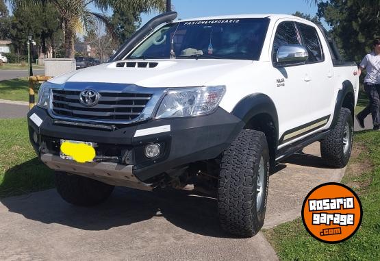 Camionetas - Toyota Hilux c/d srv 3.0 cuero 2014 Diesel 225000Km - En Venta
