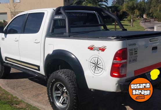 Camionetas - Toyota Hilux c/d srv 3.0 cuero 2014 Diesel 225000Km - En Venta