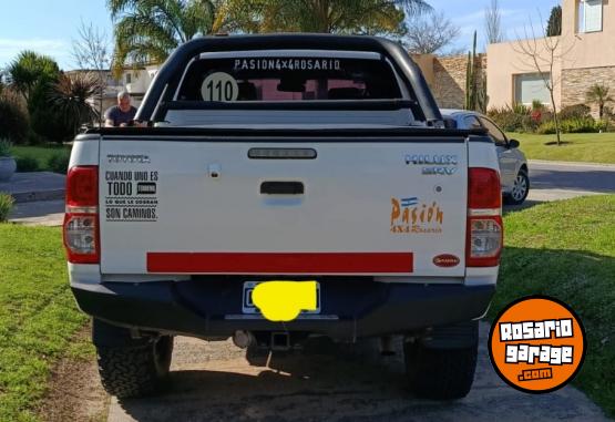 Camionetas - Toyota Hilux c/d srv 3.0 cuero 2014 Diesel 225000Km - En Venta