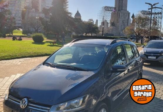 Autos - Volkswagen Suran Emotion 2015 Nafta 140000Km - En Venta