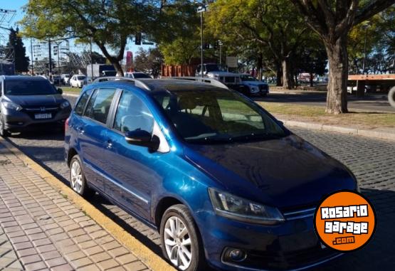 Autos - Volkswagen Suran Emotion 2015 Nafta 140000Km - En Venta