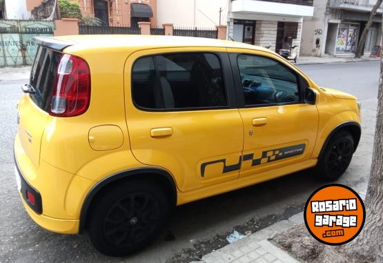 Autos - Fiat Uno Sporting 2011 Nafta 156000Km - En Venta