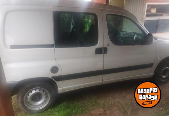 Utilitarios - Citroen Berlingo 2020 GNC 56000Km - En Venta