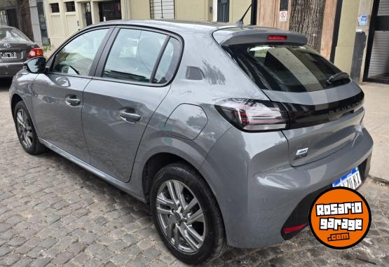 Autos - Peugeot 208 allure 2024 Nafta 11000Km - En Venta