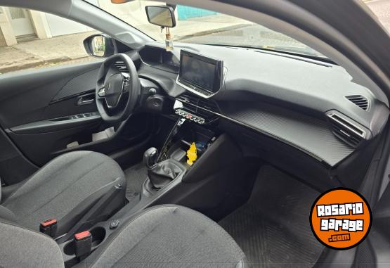 Autos - Peugeot 208 allure 2024 Nafta 11000Km - En Venta