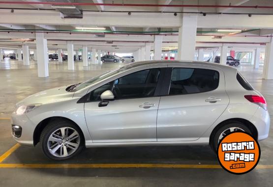 Autos - Peugeot 308 2017 Nafta 67000Km - En Venta
