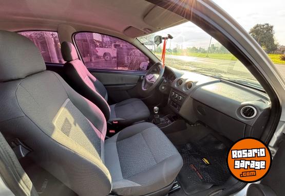 Autos - Chevrolet CELTA LT 2012 Nafta 110000Km - En Venta